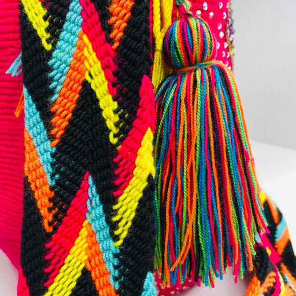 Colorful Embroidered Women's Bag - Picture 9 of 16